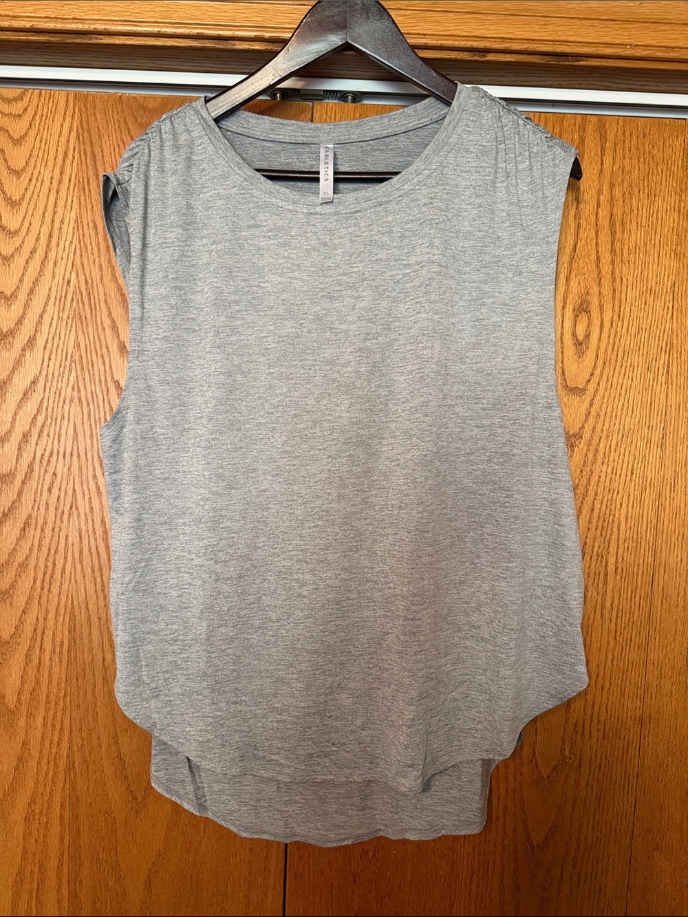 Fabletics Heather Gray Sleeveless Tank Top